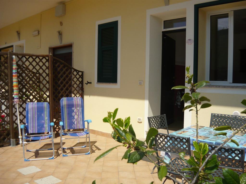 Agriturismo Le Collinette Вилланова-д'Альбенга Номер фото