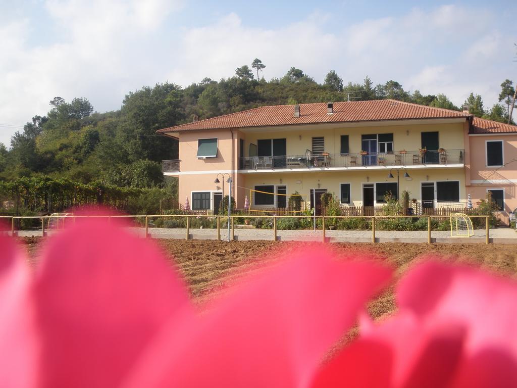 Agriturismo Le Collinette Вилланова-д'Альбенга Экстерьер фото