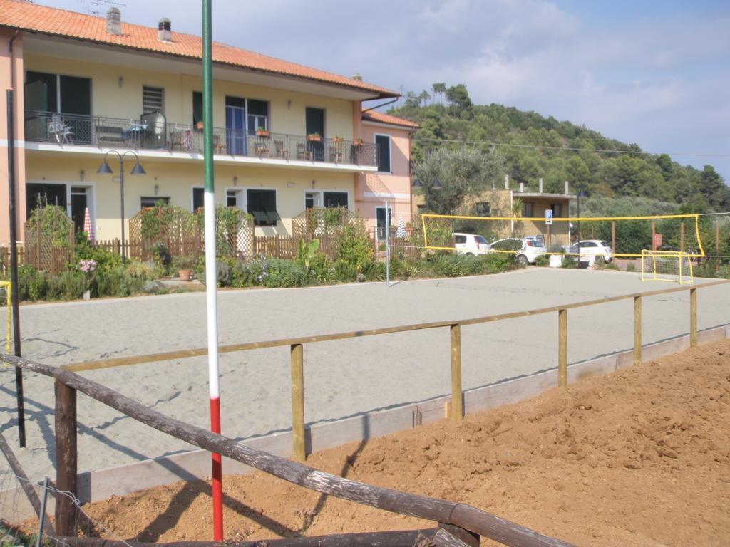 Agriturismo Le Collinette Вилланова-д'Альбенга Номер фото